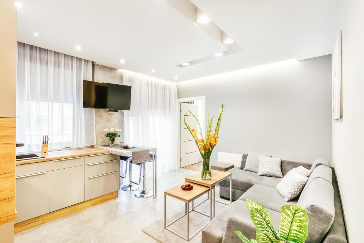 Golden Queen Apartments Old Town คราคูฟ ภายนอก รูปภาพ