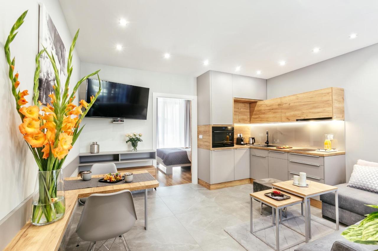 Golden Queen Apartments Old Town คราคูฟ ภายนอก รูปภาพ